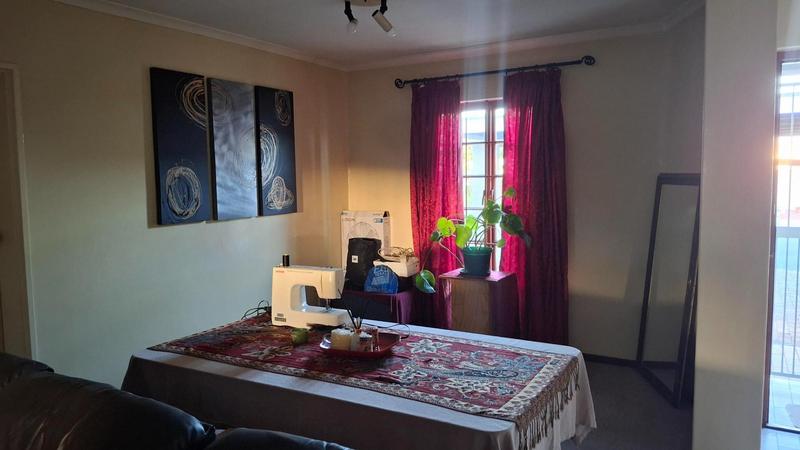 To Let 2 Bedroom Property for Rent in Ferndale Western Cape